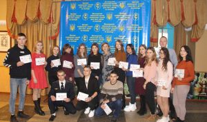 На Вінничині стипендії сиротам виплачують 21 рік поспіль
